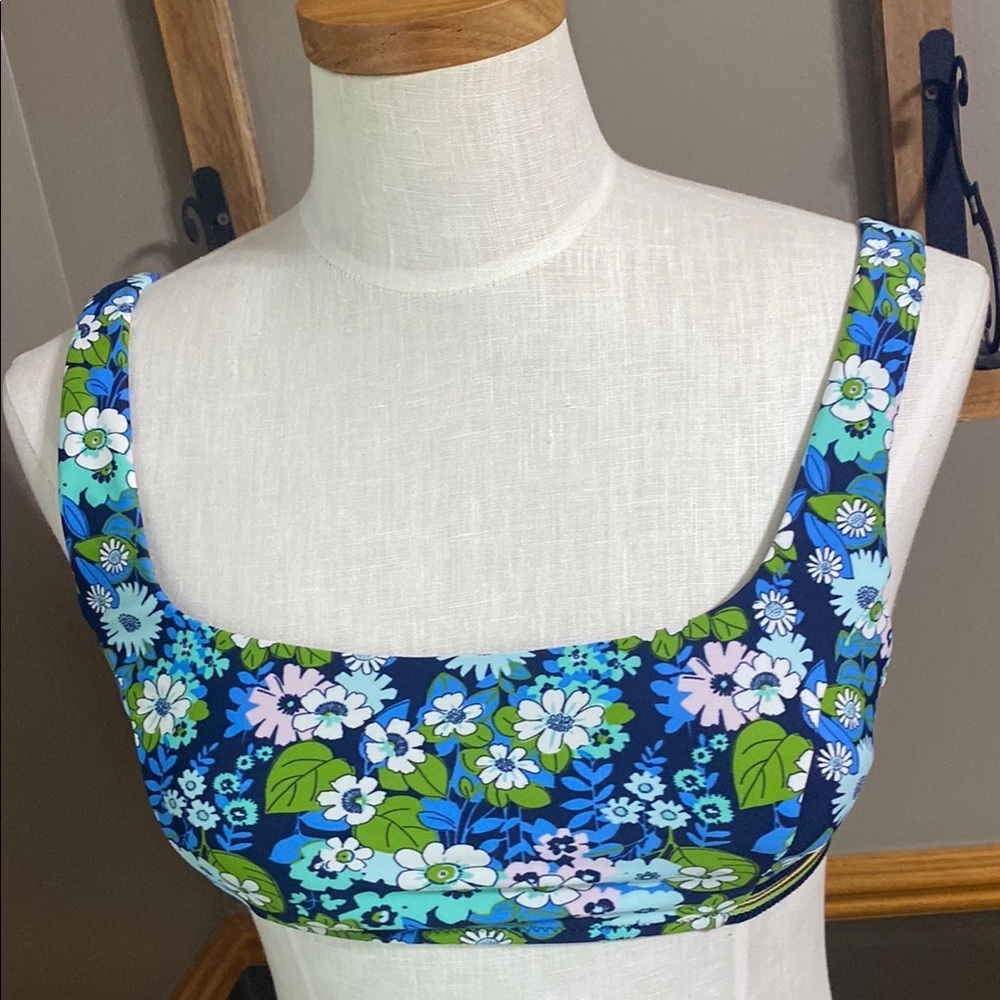 Aerie Floral Blue and Green scoop neck bikini swim suit top size medium